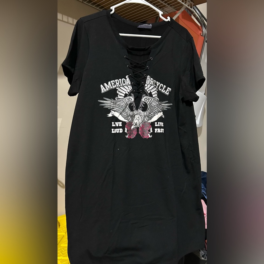 Just Be Black Lace-Up Graphic Tee